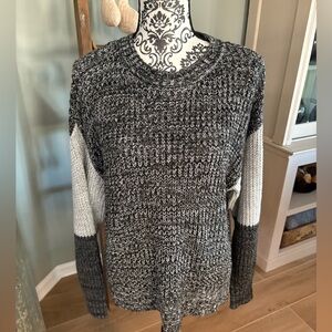 Black and grey Knit Sweater size XL